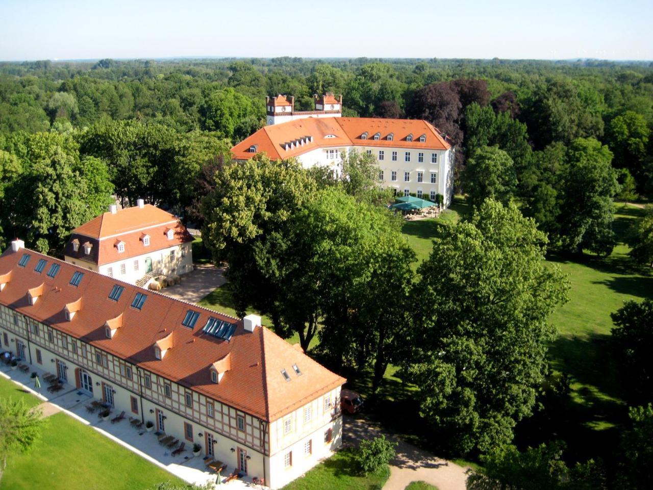Urlaubsresidenz Marstall Und Kanzlei Im Schlossensemble Люббенау Екстер'єр фото