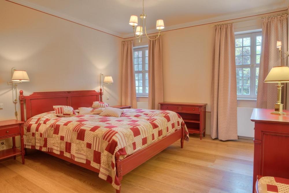 Urlaubsresidenz Marstall Und Kanzlei Im Schlossensemble Люббенау Екстер'єр фото