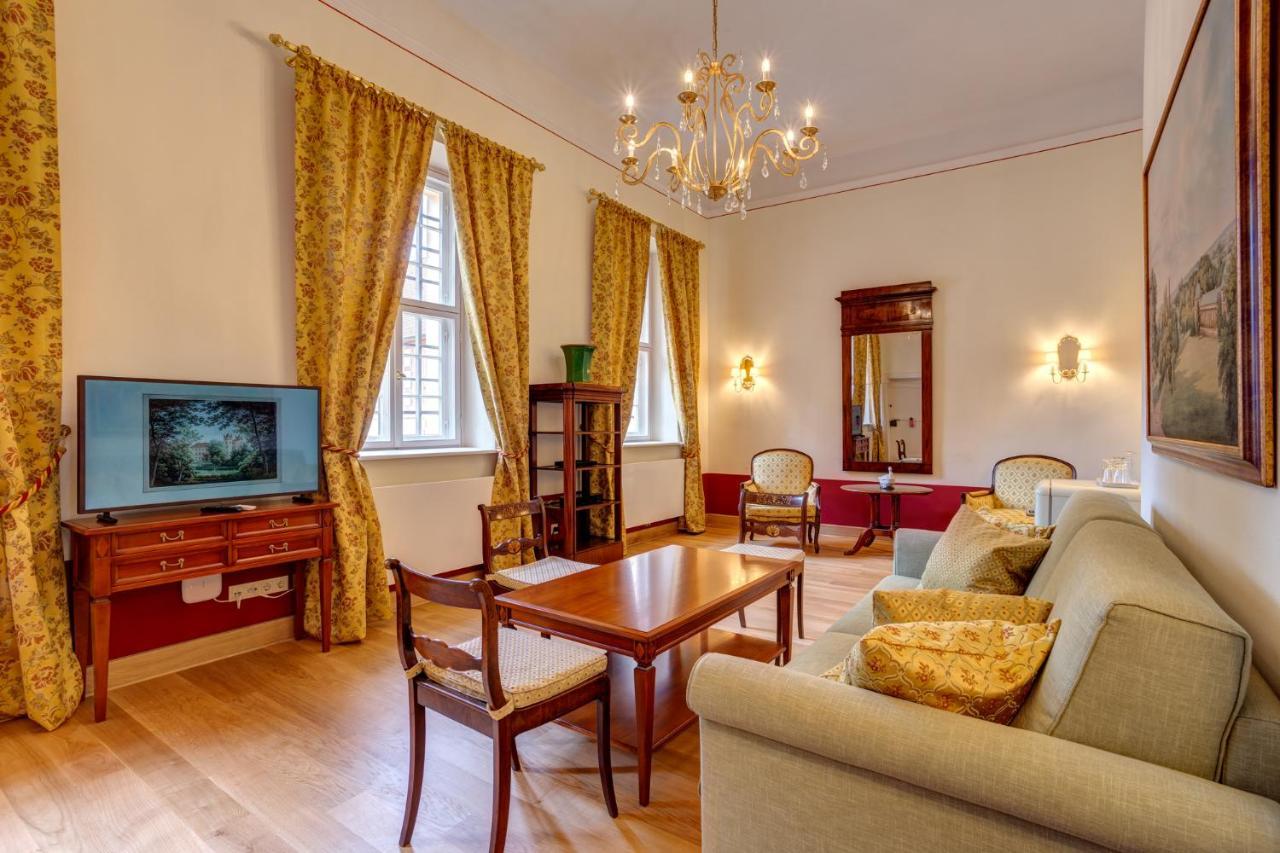 Urlaubsresidenz Marstall Und Kanzlei Im Schlossensemble Люббенау Екстер'єр фото