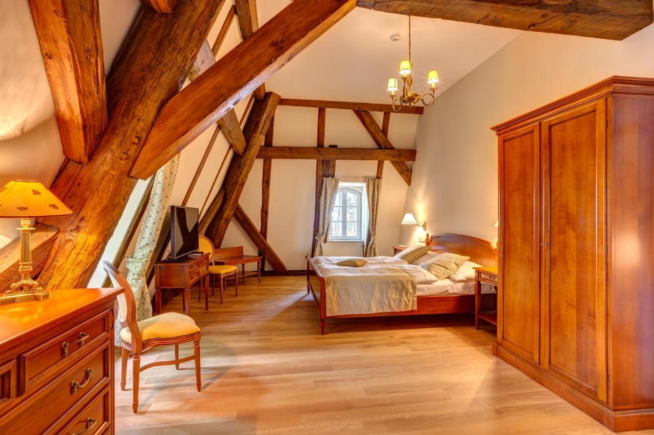 Urlaubsresidenz Marstall Und Kanzlei Im Schlossensemble Люббенау Екстер'єр фото